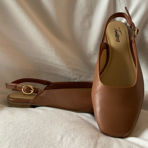 Trotters Shoes - Trotters 'Holly Slingback Flats' in tan genuine leather